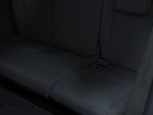 Used 2017 Toyota Highlander XLE image 15