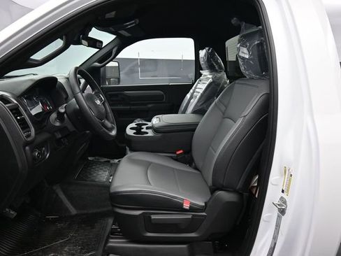 New 2026 RAM 3500 Tradesman image 28