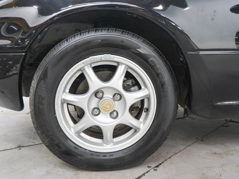 Used 1997 MAZDA MX-5 Miata RWD image 26