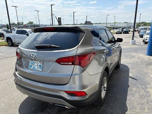 Used 2018 Hyundai Santa Fe Sport FWD image 4