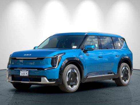 New 2026 Kia EV9 Land AWD/4WD image 8