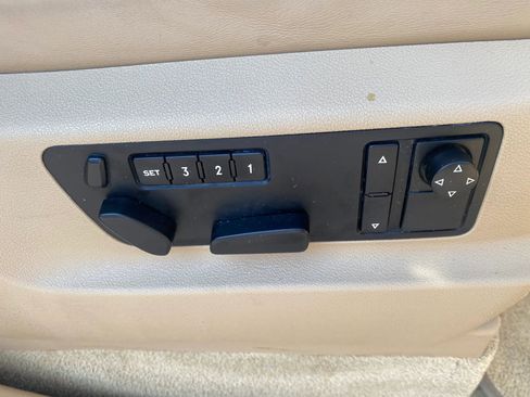 Used 2005 Volkswagen Touareg V8 image 15