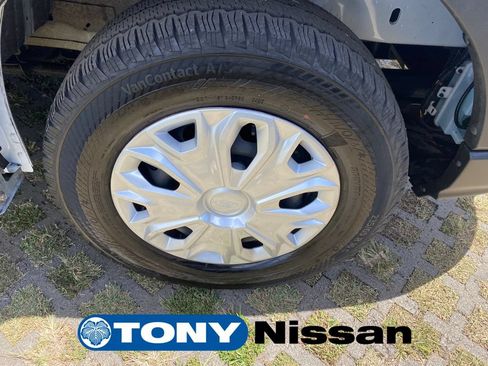 Used 2025 Ford Transit 250 Low Roof w/ Exterior Upgrade Package RWD image 9