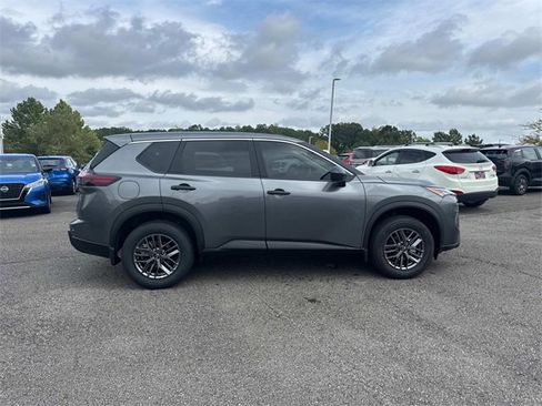 New 2026 Nissan Rogue S image 3