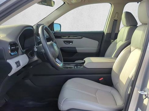 Used 2024 Honda Pilot EX-L image 10