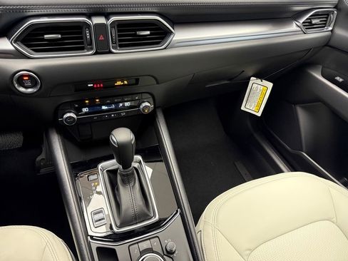 New 2025 MAZDA CX-5 AWD 2.5 S w/ Preferred Package image 22