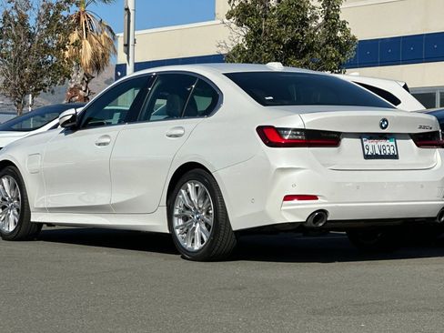 Used 2024 BMW 330e w/ Premium Package RWD image 6