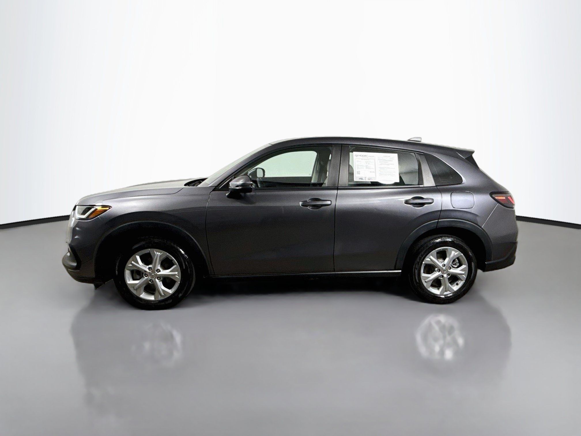 Used 2023 Honda HR-V LX image 4