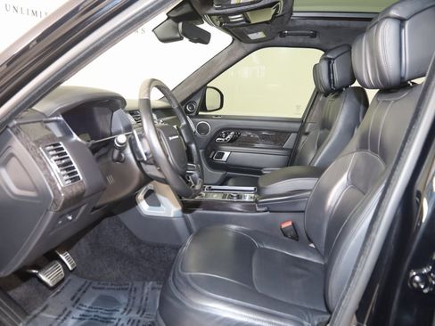 Used 2020 Land Rover Range Rover Autobiography image 11