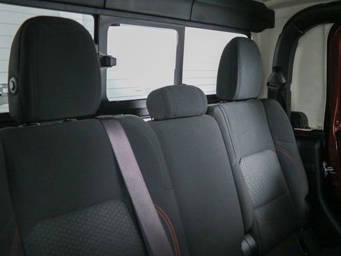 Used 2021 Jeep Gladiator Rubicon w/ LED Lighting Group AWD/4WD image 27