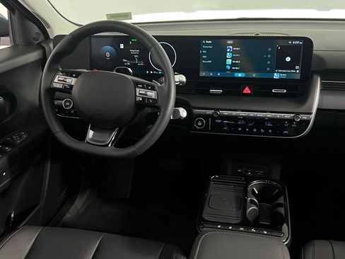 Used 2025 Hyundai Ioniq 5 SEL image 15