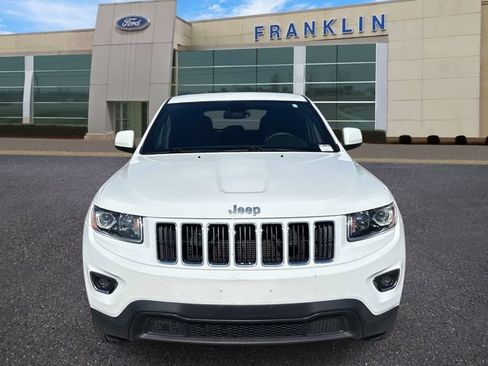 Used 2014 Jeep Grand Cherokee Laredo w/ 18" Wheel & 8.4" Radio Group AWD/4WD image 2