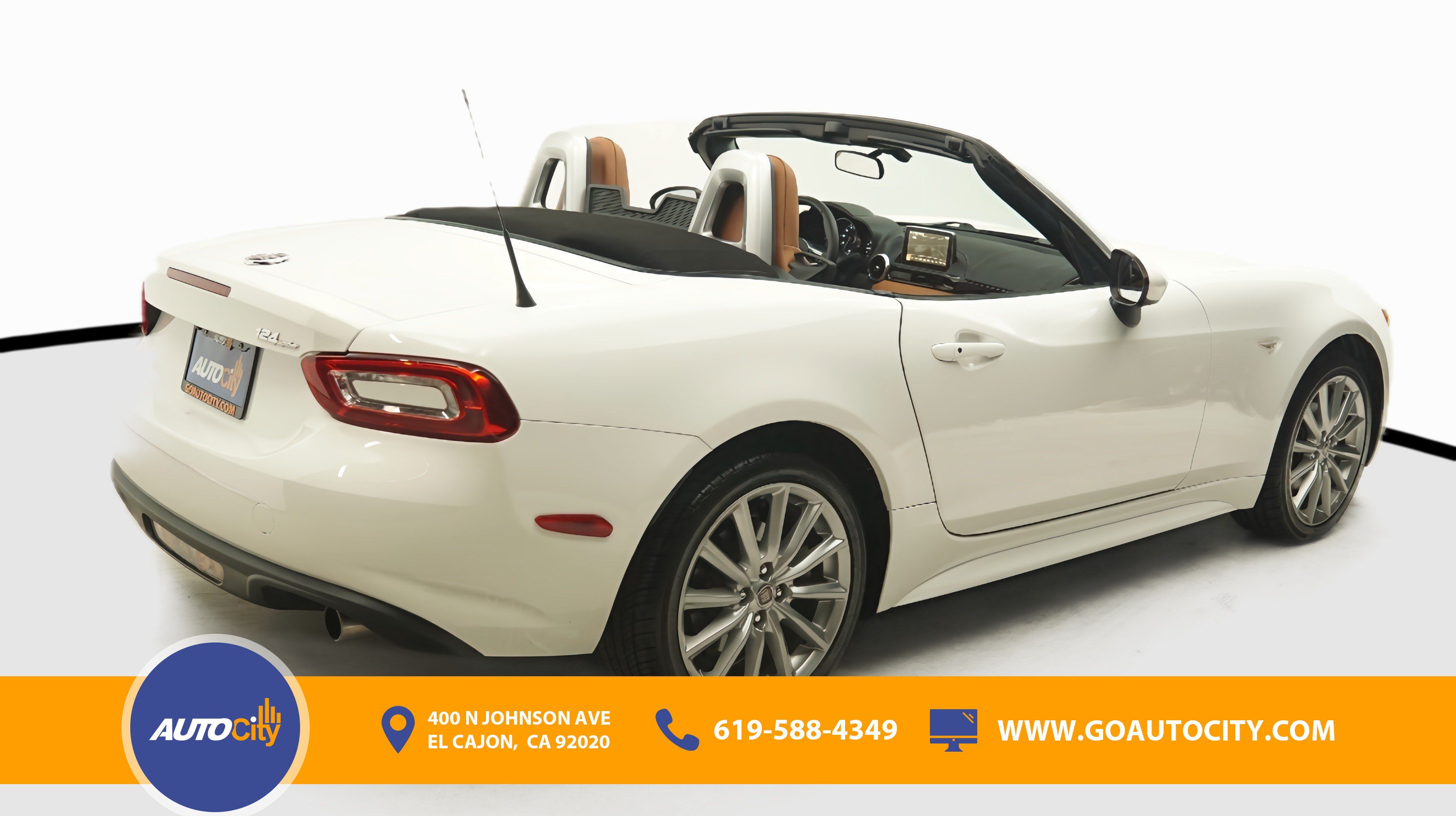 Used 2017 FIAT 124 Spider Lusso RWD image 6