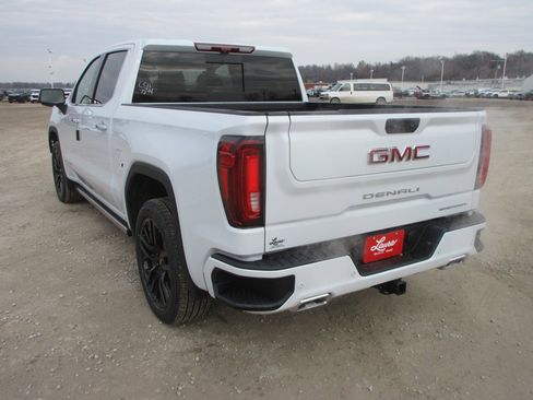 New 2026 GMC Sierra 1500 Denali w/ Denali Reserve Package image 9