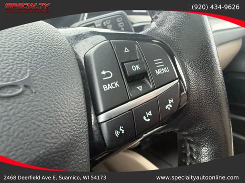 Used 2021 Ford Escape Titanium image 18