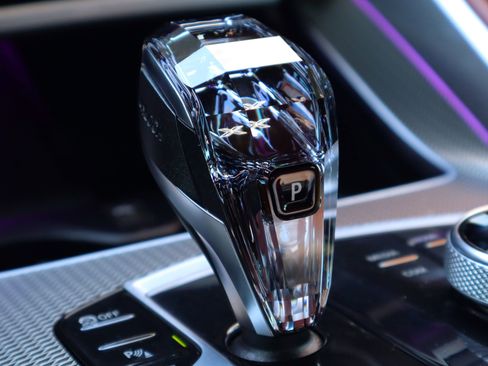 Used 2022 BMW X6 M50i w/ Executive Package image 21