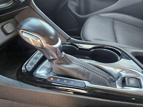 Used 2024 Buick Encore GX Sport Touring image 24