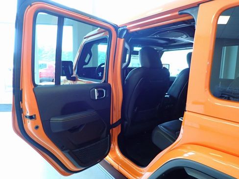 New 2025 Jeep Wrangler Unlimited Rubicon 392 image 25