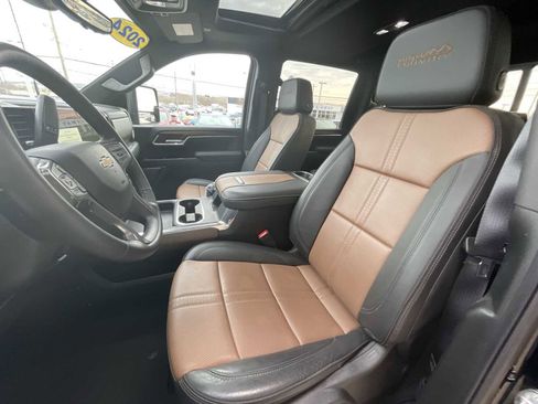 Certified 2024 Chevrolet Silverado 3500 High Country w/ High Country Premium Package image 19