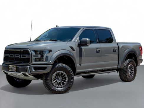 Used 2020 Ford F150 Raptor w/ Equipment Group 802A Luxury image 4