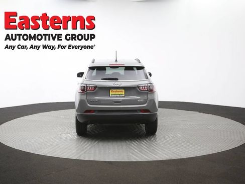 Used 2023 Jeep Compass Latitude AWD/4WD image 35