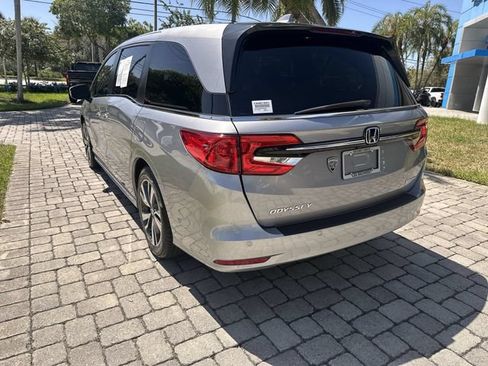 Used 2023 Honda Odyssey Touring image 34