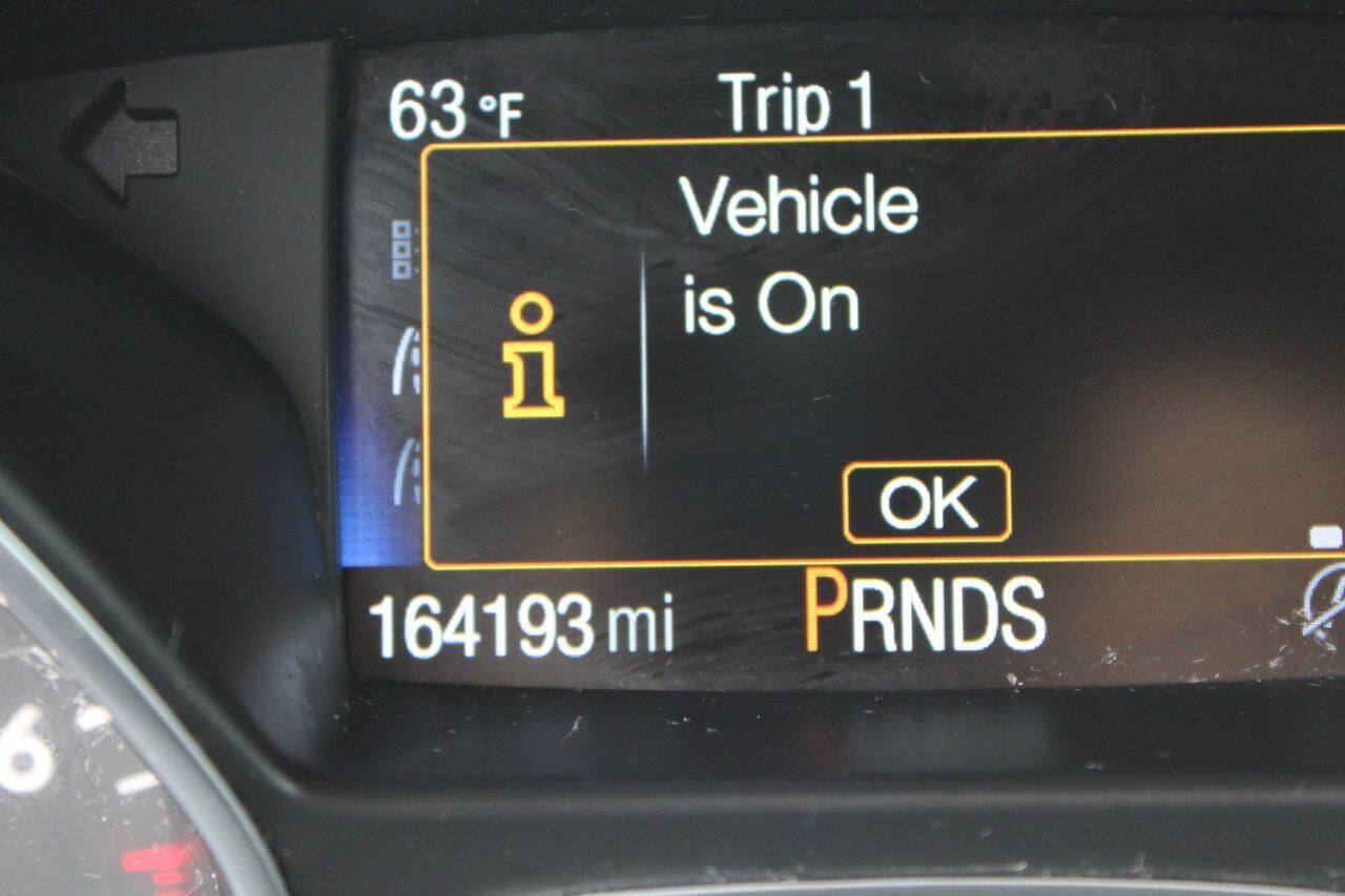 Used 2018 Ford Escape SE w/ SE Sport Appearance Package AWD/4WD image 22