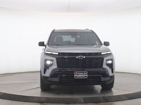 Used 2025 Chevrolet Traverse RS AWD/4WD image 12