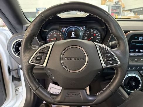 Certified 2017 Chevrolet Camaro LT RWD image 14
