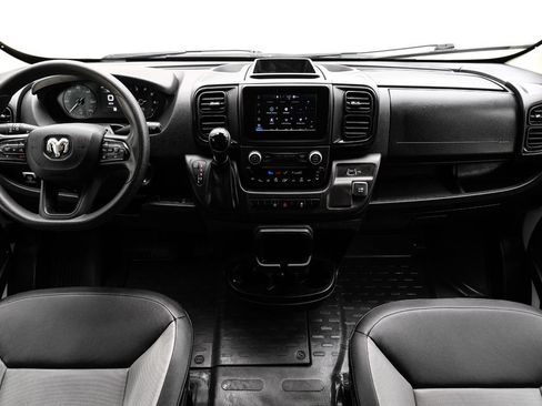 Used 2025 RAM ProMaster 2500 w/ Convenience Group FWD image 10