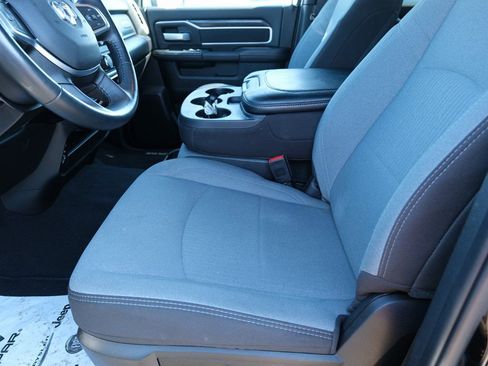 Used 2024 RAM 2500 Big Horn w/ Bed Utility Group image 5