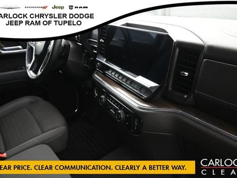 Used 2024 Chevrolet Silverado 1500 LT w/ Z71 Off-Road Package AWD/4WD image 42