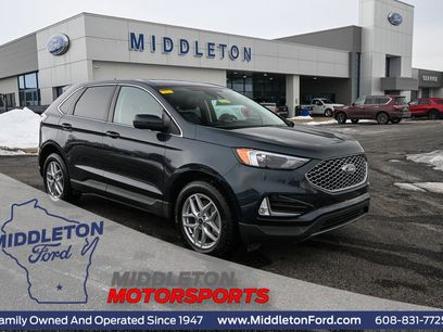 Used 2024 Ford Edge SEL w/ Convenience Package