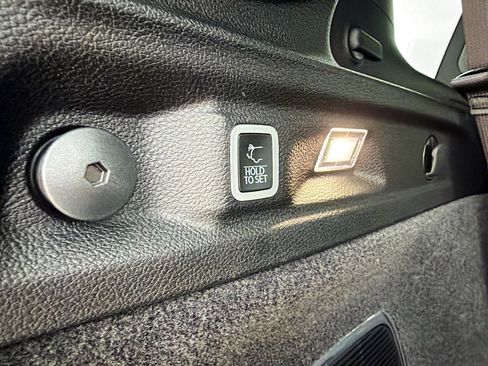 Used 2024 Jeep Grand Cherokee L Summit w/ High Altitude Package image 22