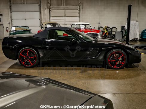 Used 2002 Chevrolet Corvette Convertible w/ Preferred Equipment Group2 image 14