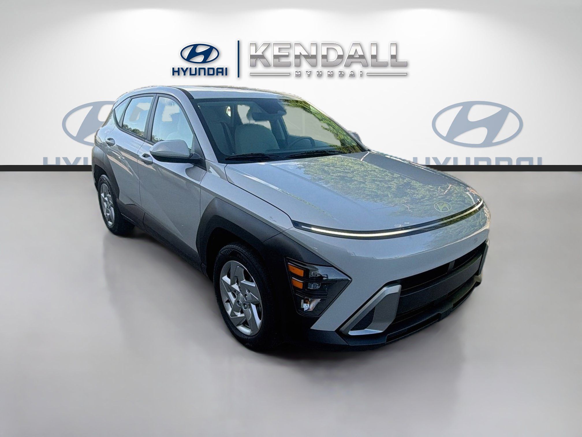 Used 2024 Hyundai Kona SE FWD image 1