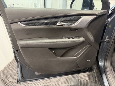 Used 2020 Cadillac XT6 Premium Luxury AWD/4WD image 41