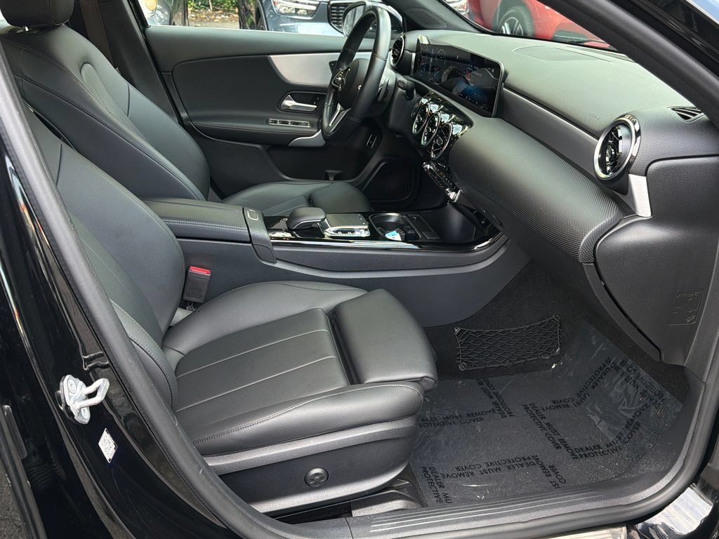 Used 2020 Mercedes-Benz A 220 4MATIC image 11