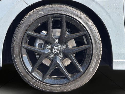 Used 2025 Honda Civic Sport image 11