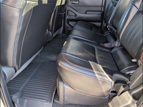 Used 2023 Nissan Frontier PRO-4X w/ Pro-4X Premium Package image 10