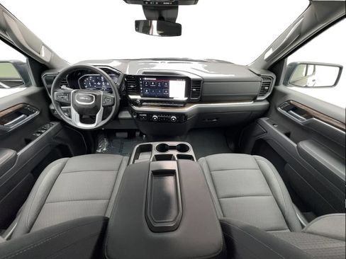 Used 2025 GMC Sierra 1500 Elevation RWD image 39
