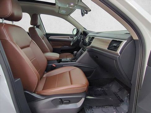 Used 2021 Volkswagen Atlas SEL FWD image 25