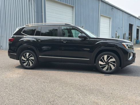 New 2026 Volkswagen Atlas SEL AWD/4WD image 3