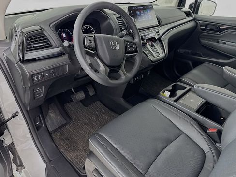 Used 2026 Honda Odyssey Elite image 10