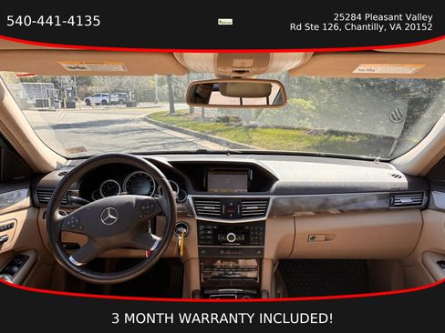 Used 2010 Mercedes-Benz E 350 4MATIC Sedan image 19
