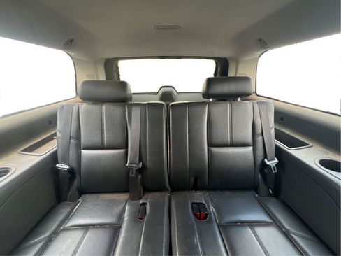Used 2014 Chevrolet Suburban LT AWD/4WD image 17