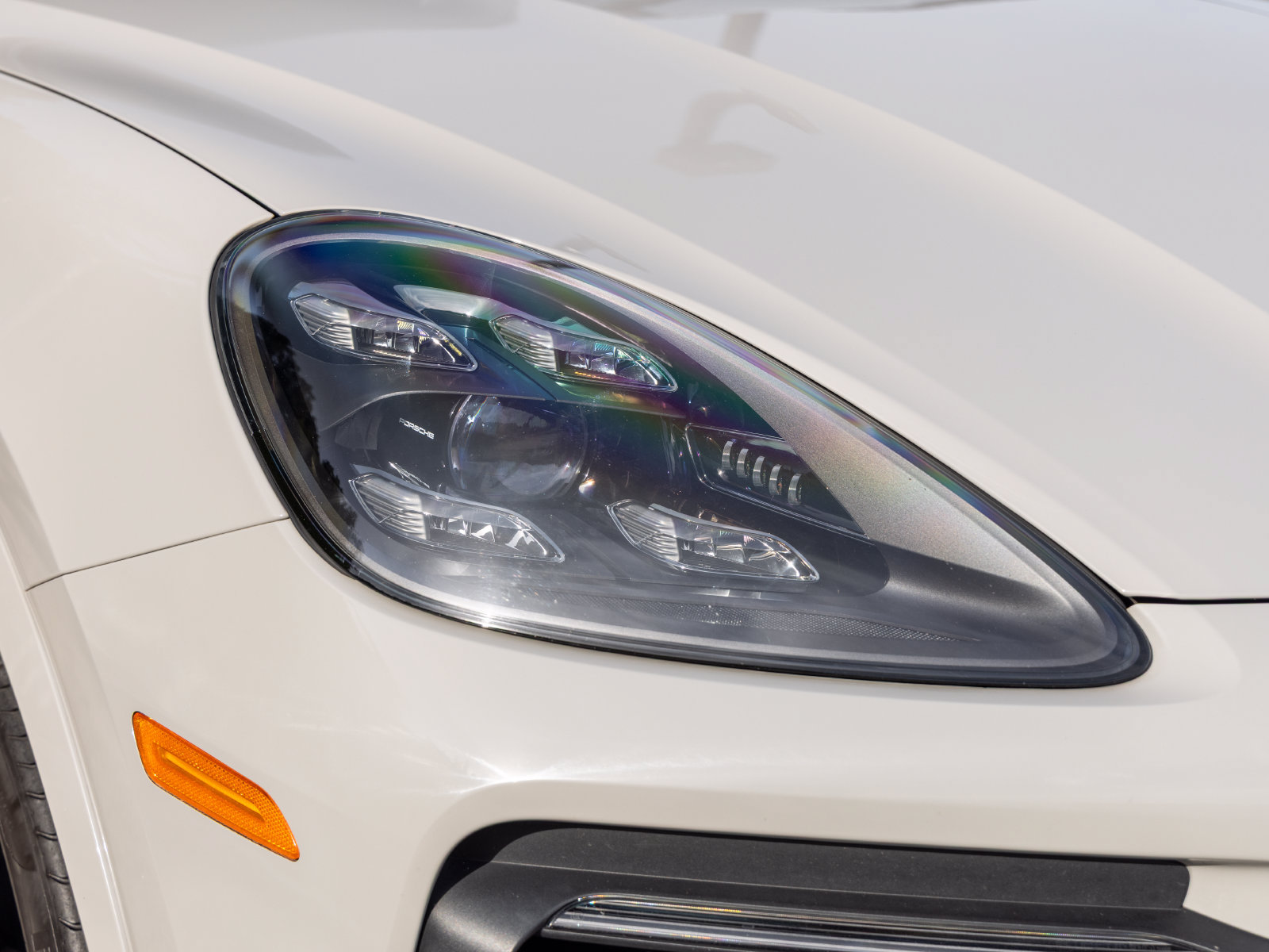 Certified 2022 Porsche Cayenne Platinum Edition AWD/4WD image 15