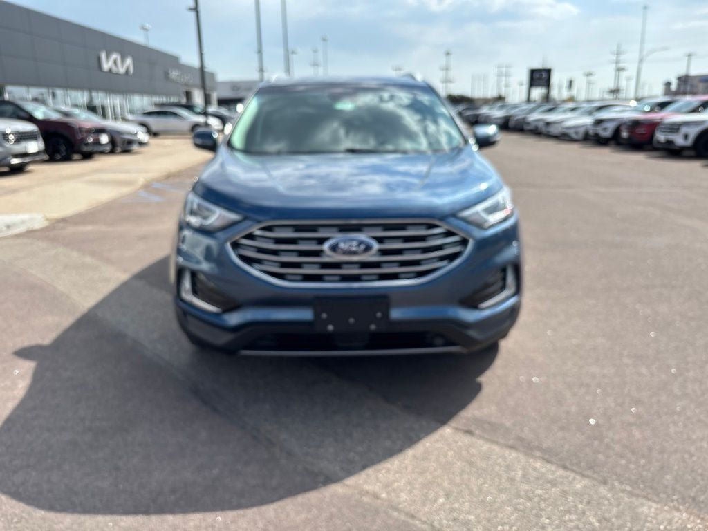 Used 2019 Ford Edge SEL w/ Equipment Group 201A AWD/4WD image 2