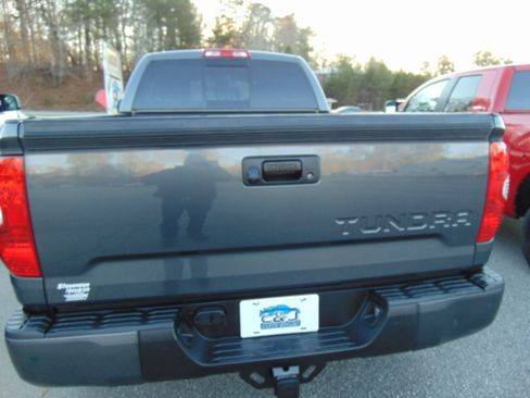 Used 2018 Toyota Tundra SR5 w/ TRD Sport Package image 15