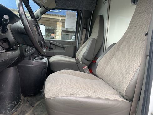 Used 2021 Chevrolet Express 3500 w/ Power Convenience Package RWD image 14